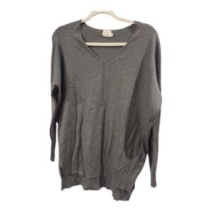 Dreamers by Debut Charcoal V-Neck Sweater | Size S/M | Oversized Cozy